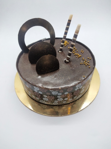HAZELNUT CAKE